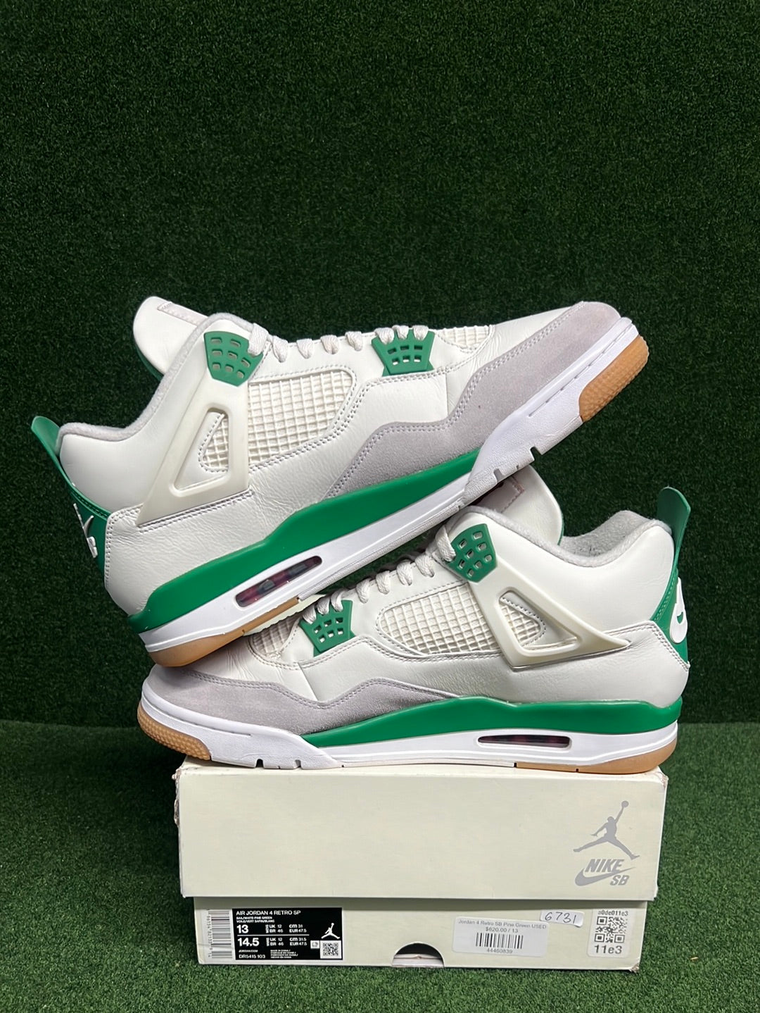 Jordan 4 Retro SB Pine Green USED