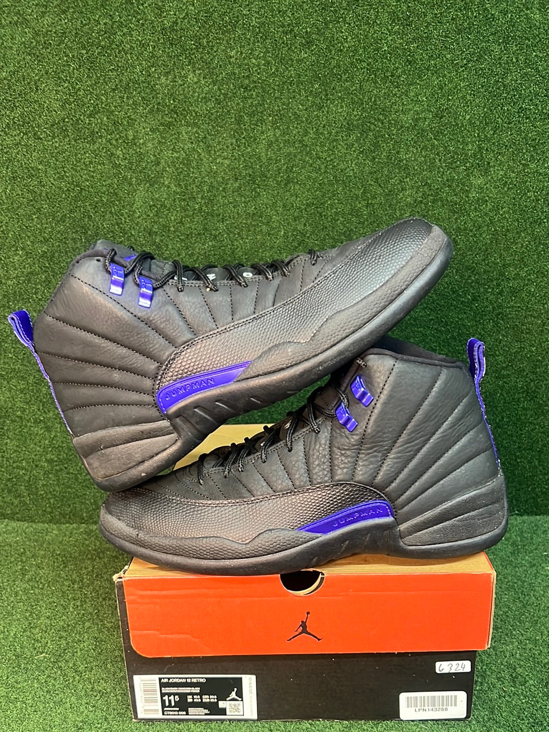 Jordan 12 Retro Black Dark Concord USED