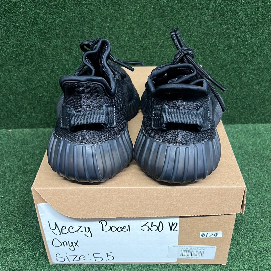 adidas Yeezy Boost 350 V2 Onyx (2022/2023) USED