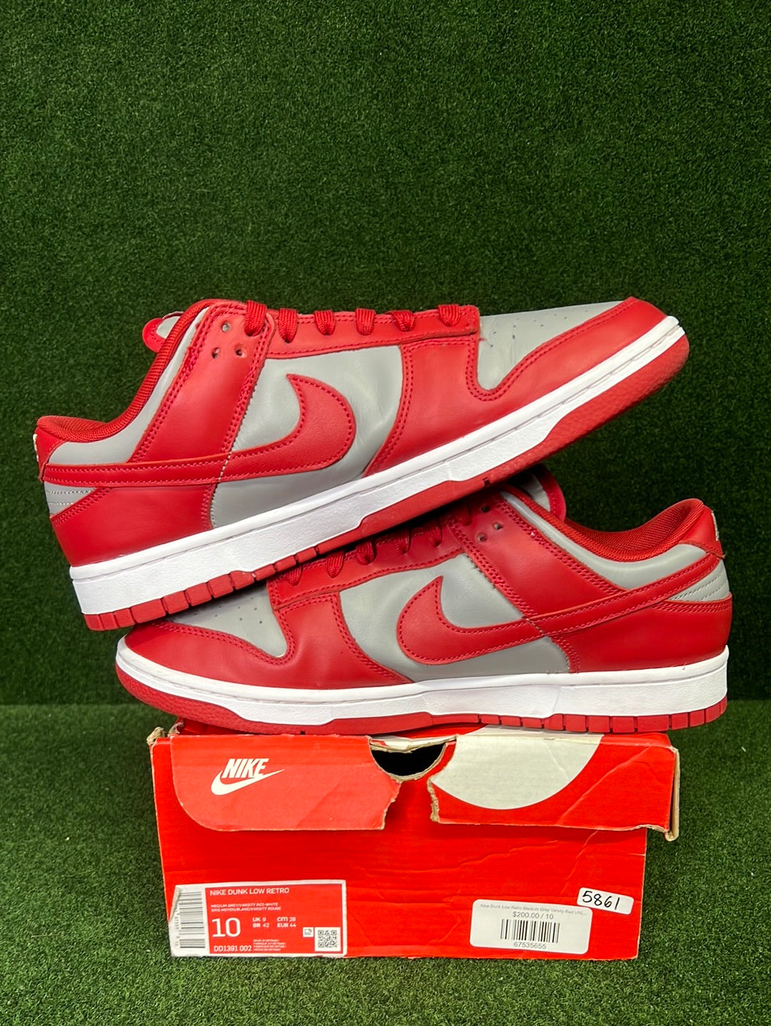 Nike Dunk Low Retro Medium Grey Varsity Red UNLV (2021) USED