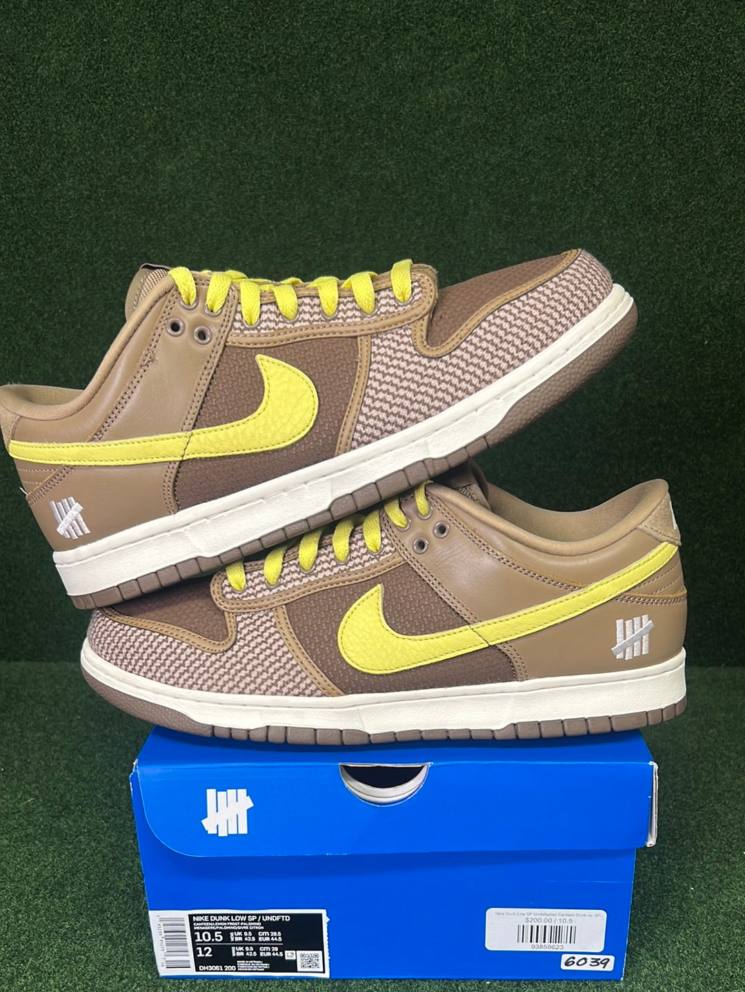 Nike Dunk Low SP Undefeated Canteen Dunk vs. AF1 Pack USED