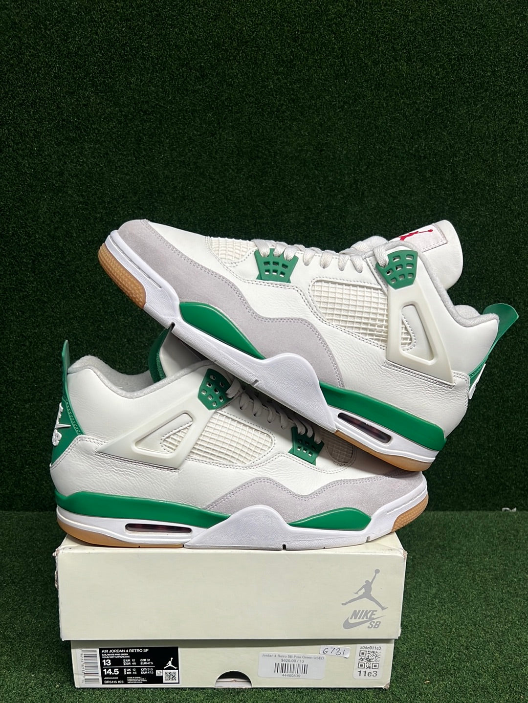 Jordan 4 Retro SB Pine Green USED