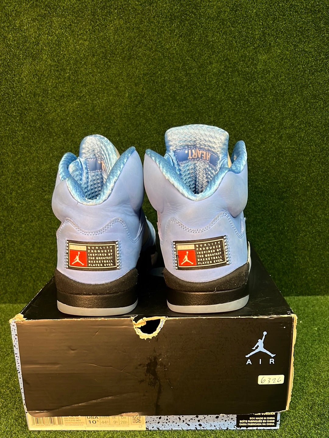 Jordan 5 Retro UNC University Blue USED