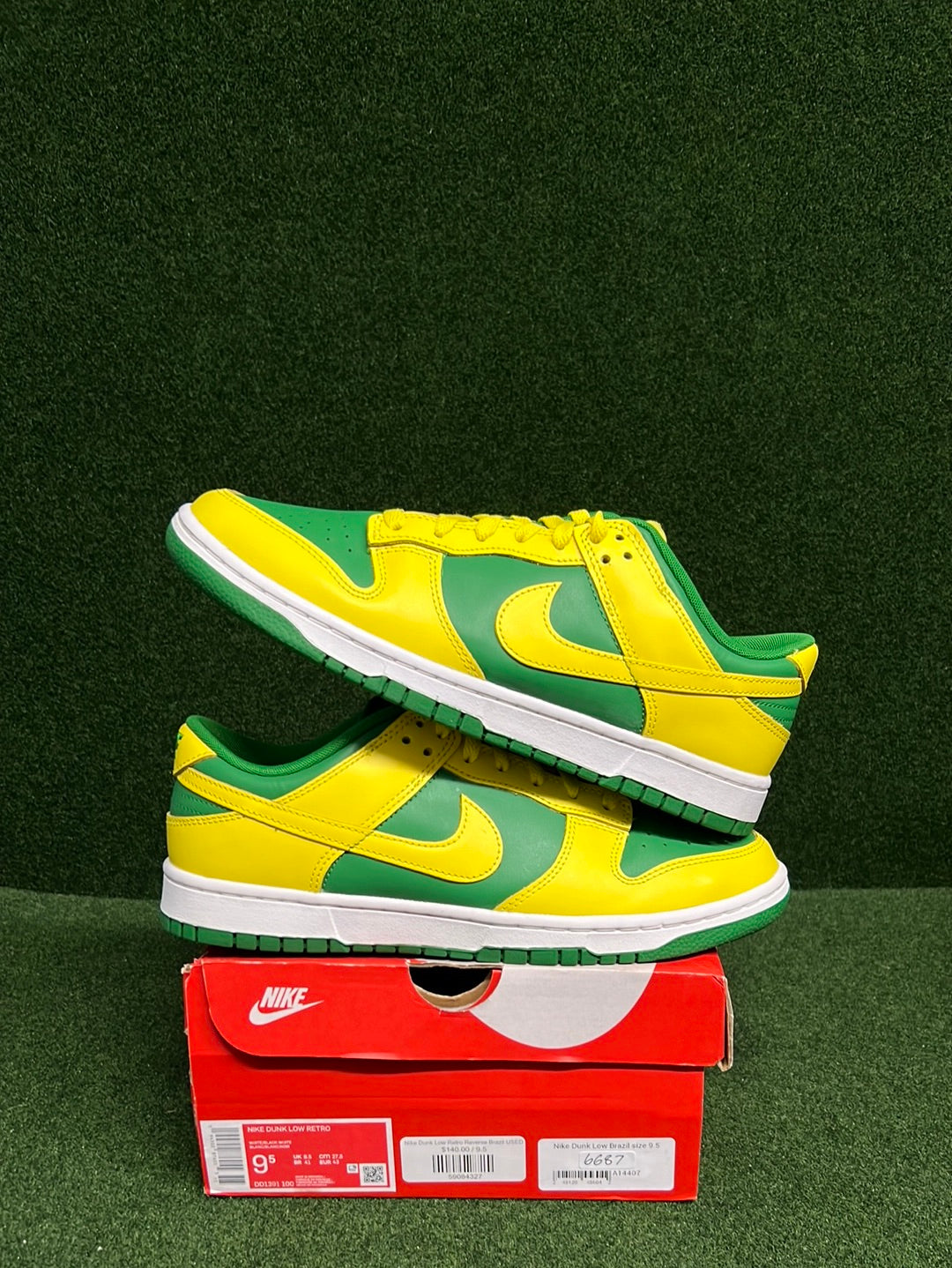 Nike Dunk Low Retro Reverse Brazil USED