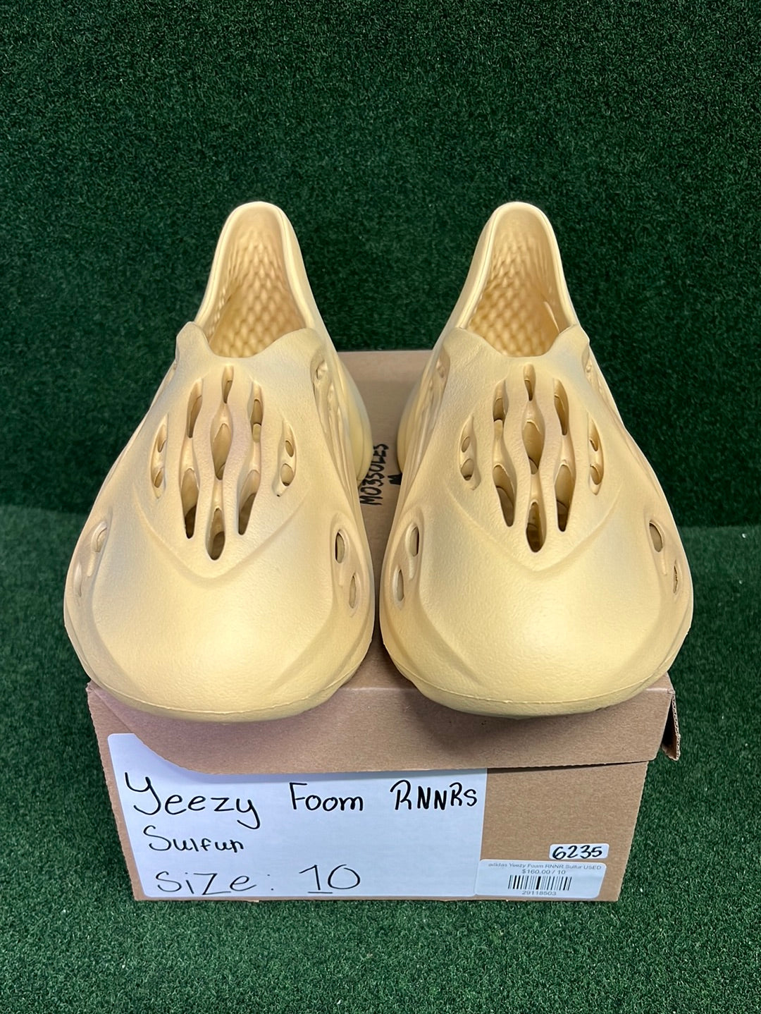 adidas Yeezy Foam RNNR Sulfur USED