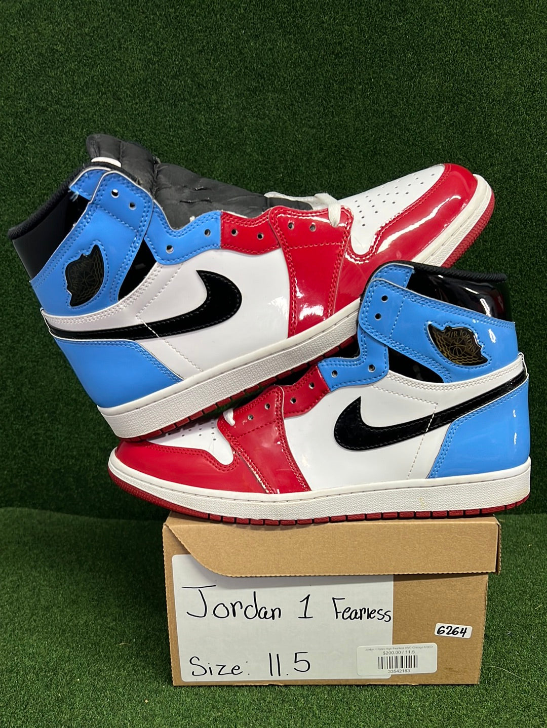 Jordan 1 Retro High Fearless UNC Chicago USED