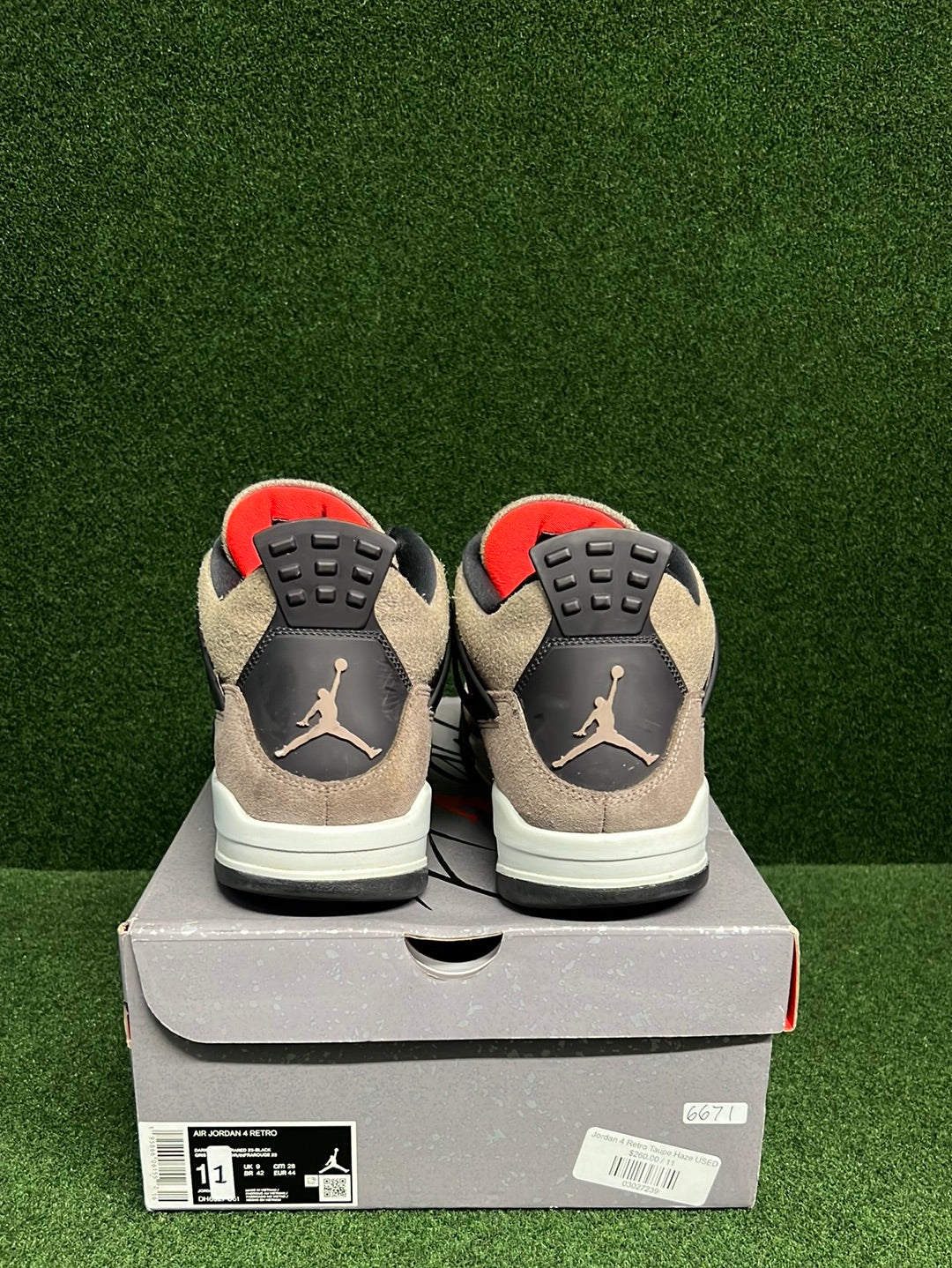 Jordan 4 Retro Taupe Haze USED