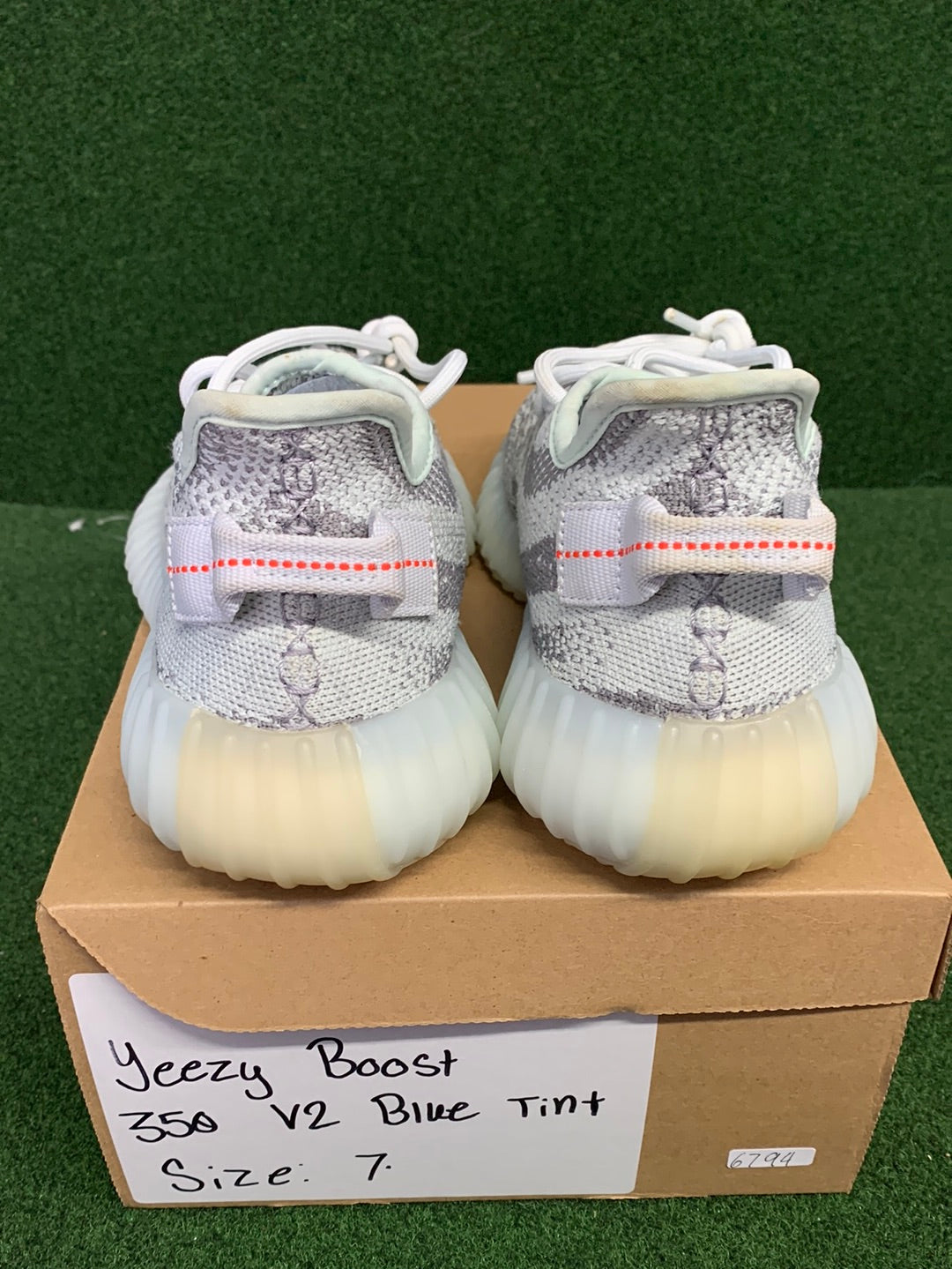 adidas Yeezy Boost 350 V2 Blue Tint (2017/2023) USED