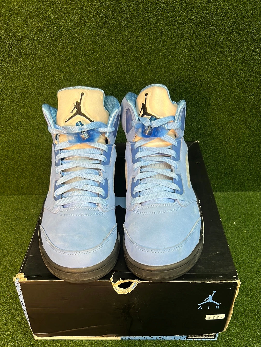 Jordan 5 Retro UNC University Blue USED