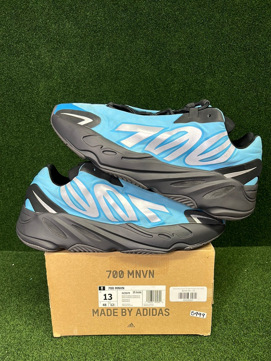 adidas Yeezy Boost 700 MNVN Bright Cyan USED