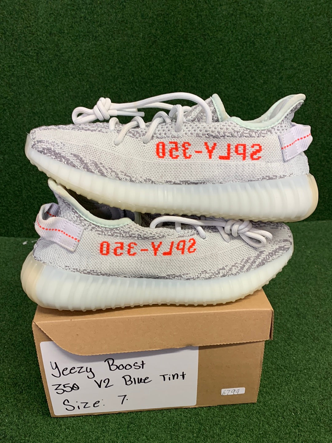 adidas Yeezy Boost 350 V2 Blue Tint (2017/2023) USED