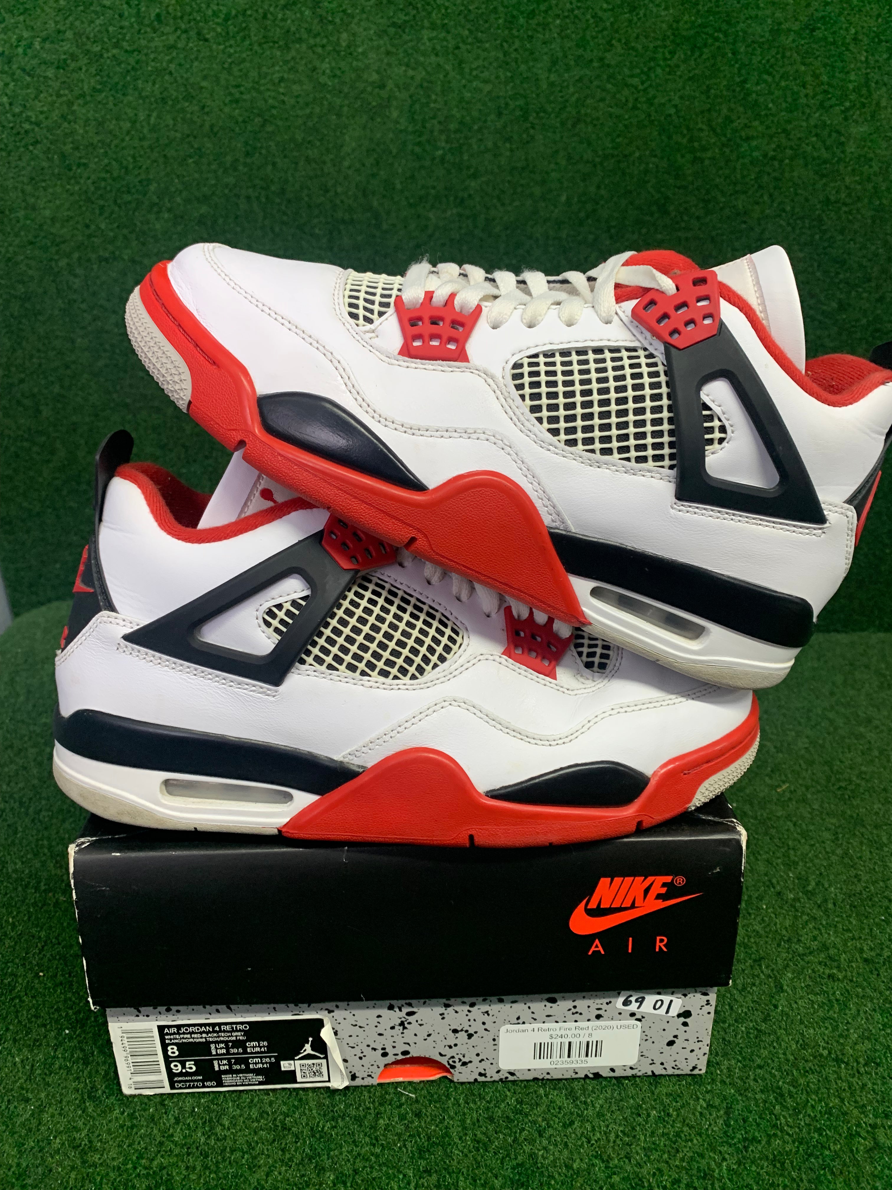 Jordan 4 Retro Fire Red (2020) USED