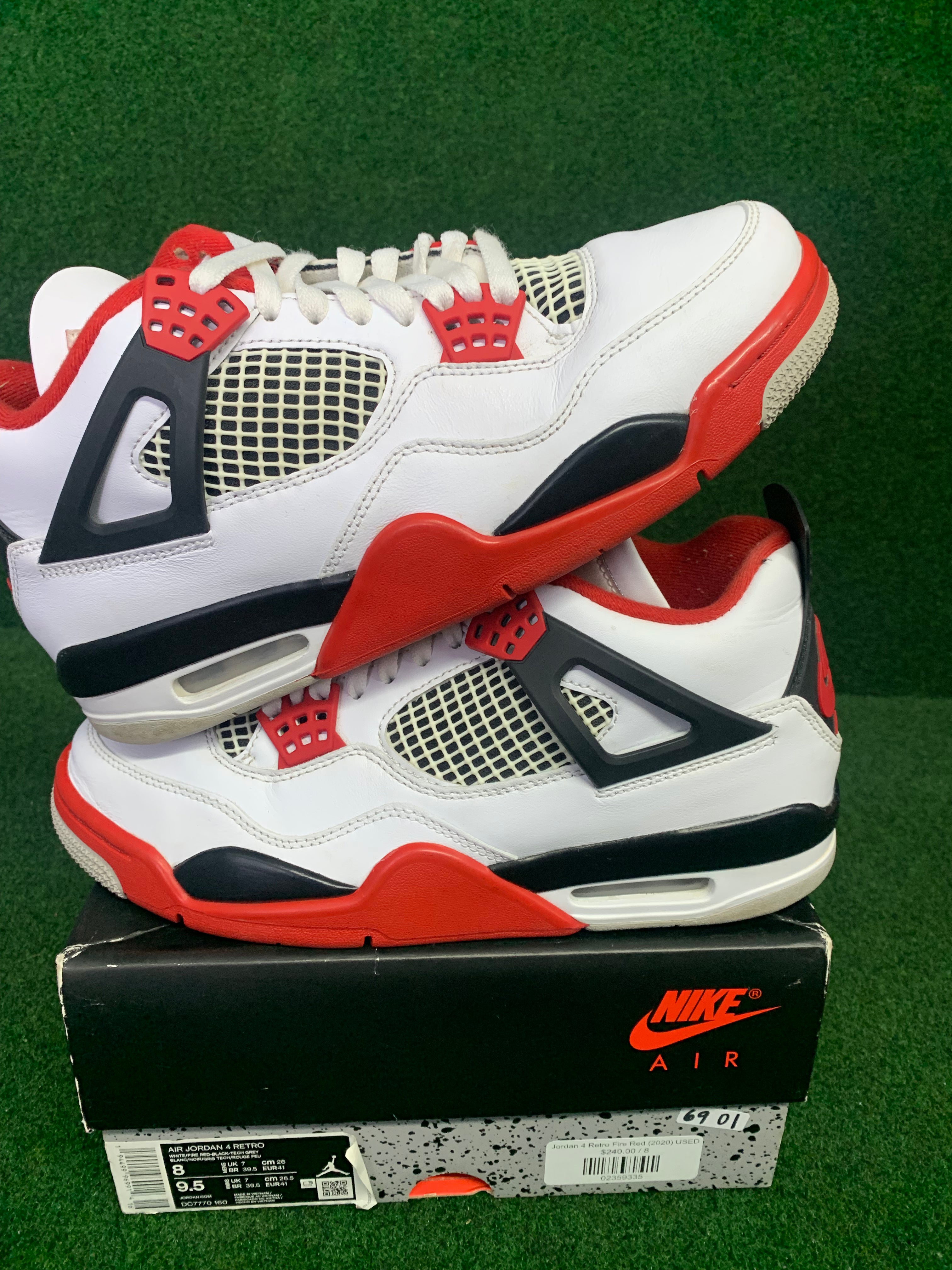 Jordan 4 Retro Fire Red (2020) USED