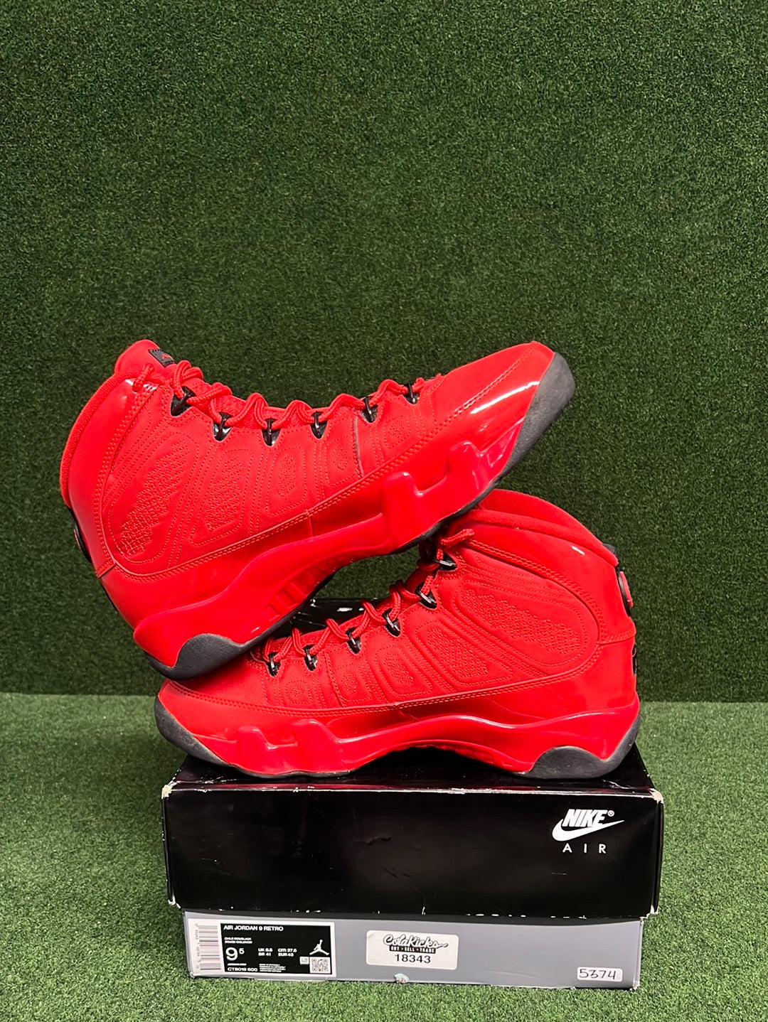 Jordan 9 Retro Chile Red USED