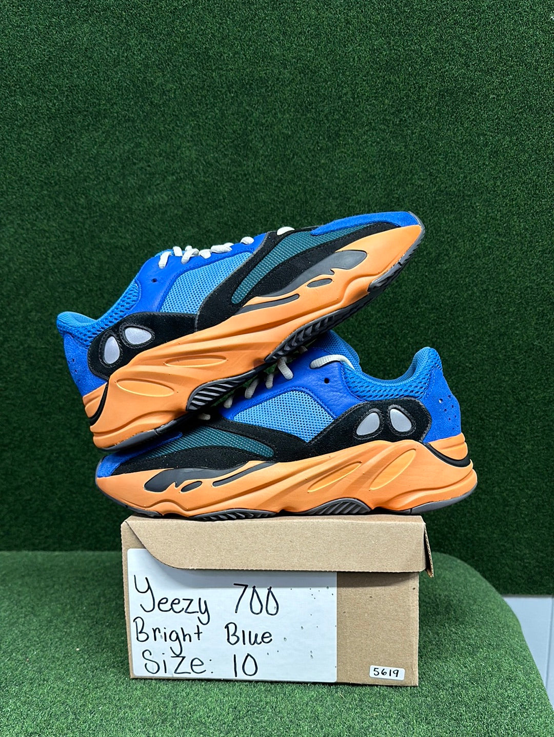 adidas Yeezy Boost 700 Bright Blue USED