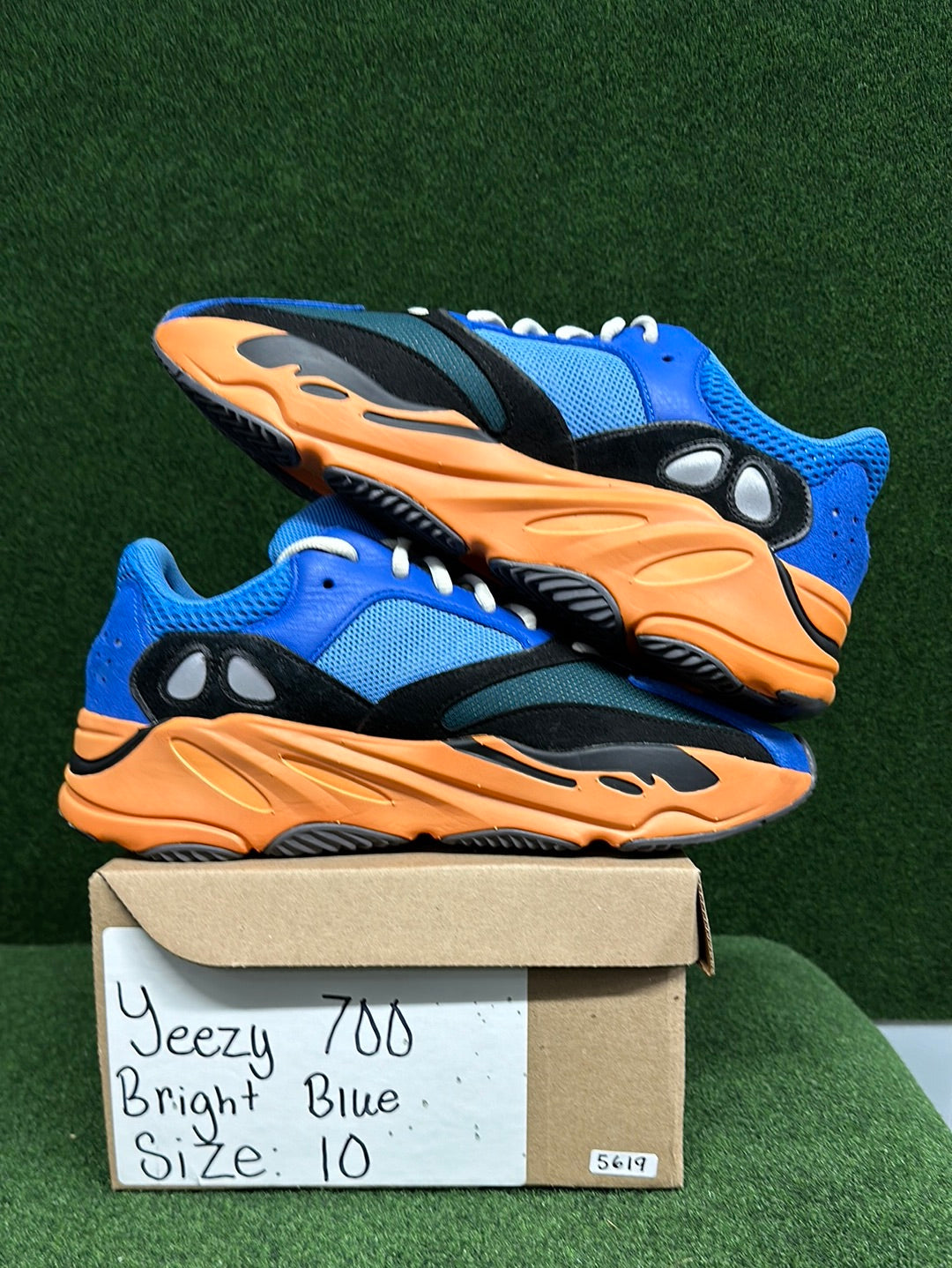 adidas Yeezy Boost 700 Bright Blue USED