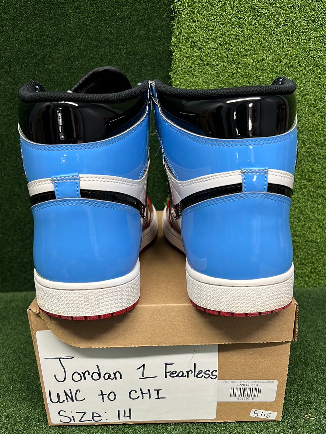 Jordan 1 Retro High Fearless UNC Chicago USED