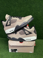 Jordan 4 Retro Taupe Haze USED