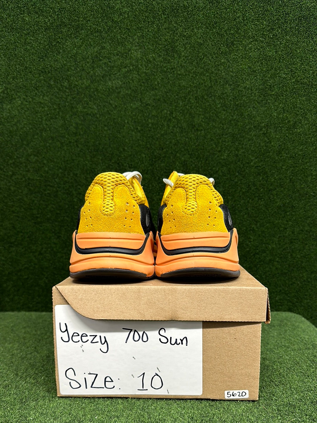 adidas Yeezy Boost 700 Sun USED