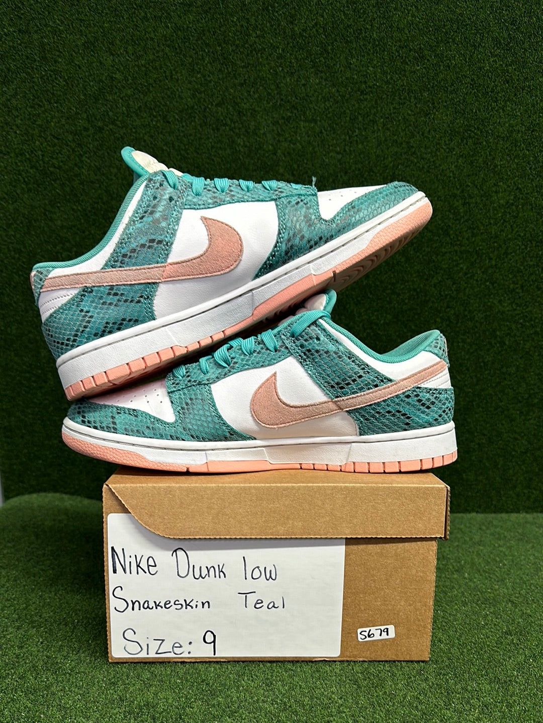 Nike Dunk Low Snakeskin Washed Teal Bleached Coral USED