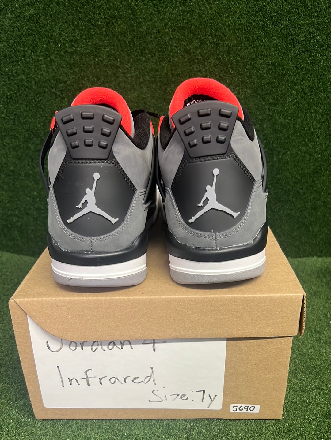 Jordan 4 Retro Infrared (GS) USED