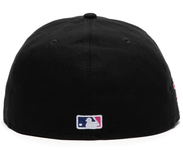 NEW ERA X ERIC EMANUEL PITTSBURGH PIRATES FITTED HAT (BLACK)