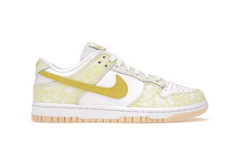 Nike Dunk Low Yellow Strike (W)