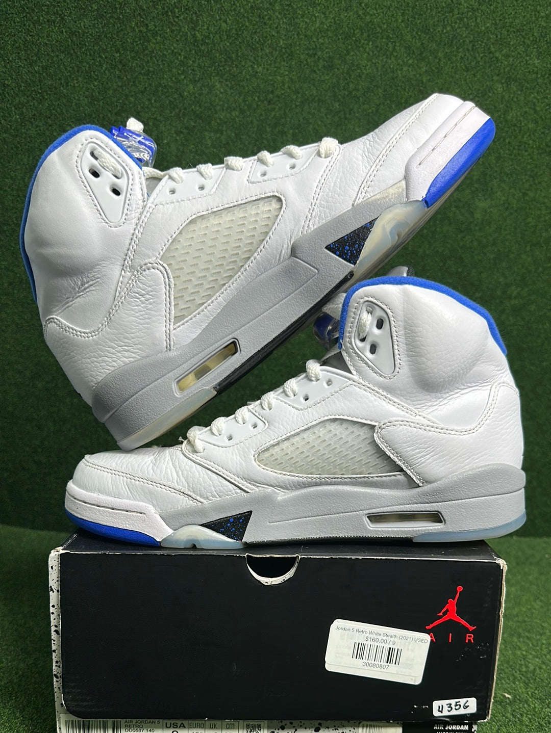 Jordan 5 Retro White Stealth (2021) USED