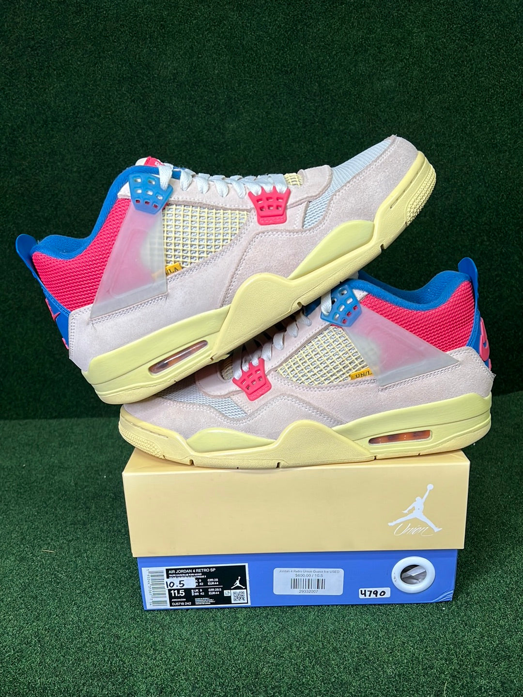 Jordan 4 Retro Union Guava Ice USED