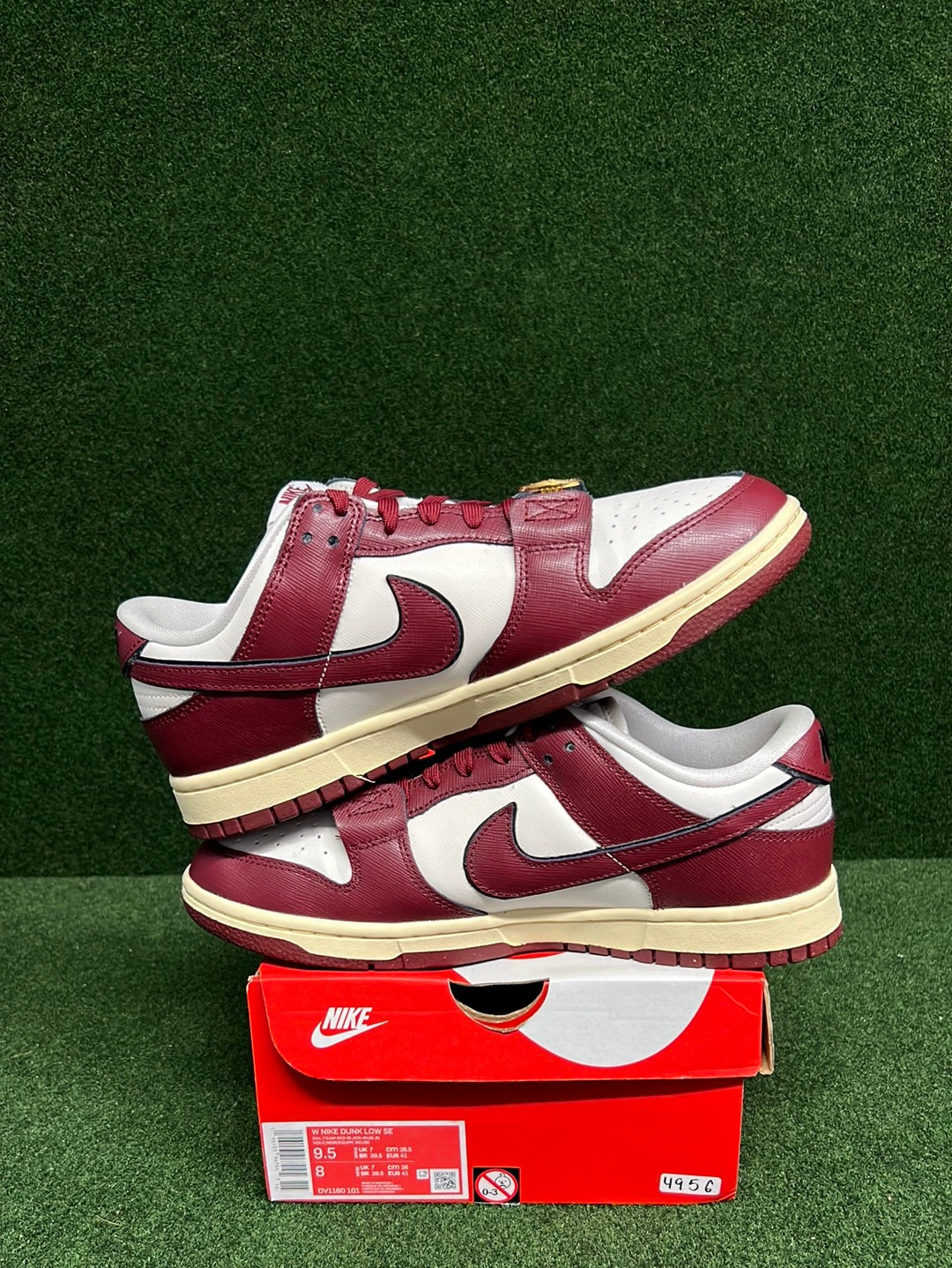 Nike Dunk Low SE Just Do It Sail Team Red (Women's) USED