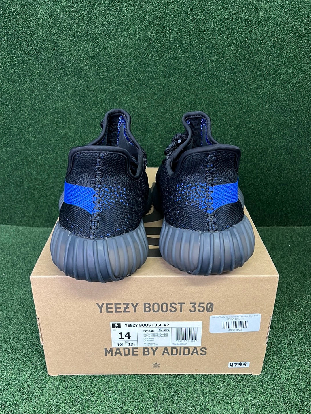 adidas Yeezy Boost 350 V2 Dazzling Blue USED