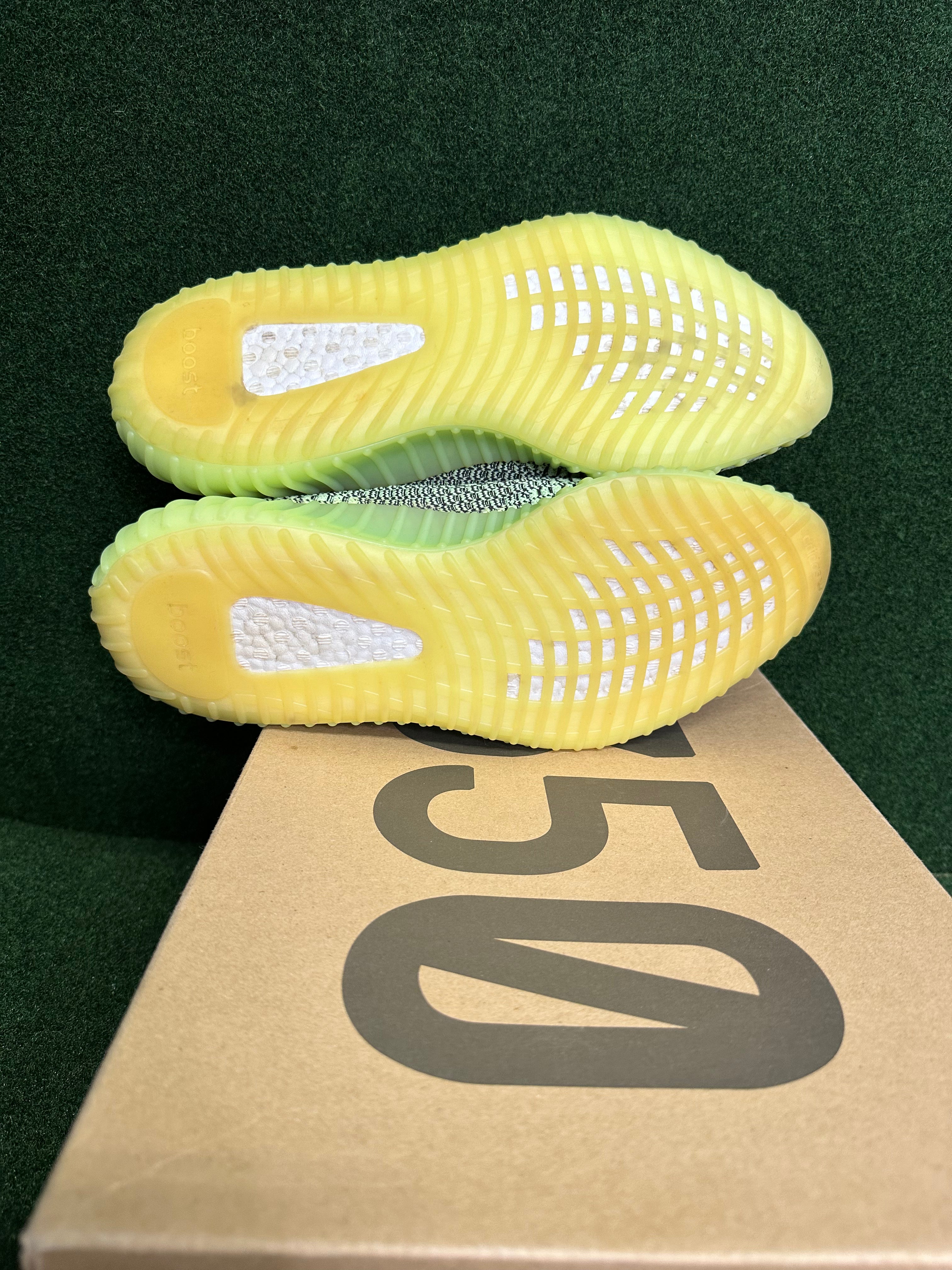 adidas Yeezy Boost 350 V2 Yeezreel (Non-Reflective) USED