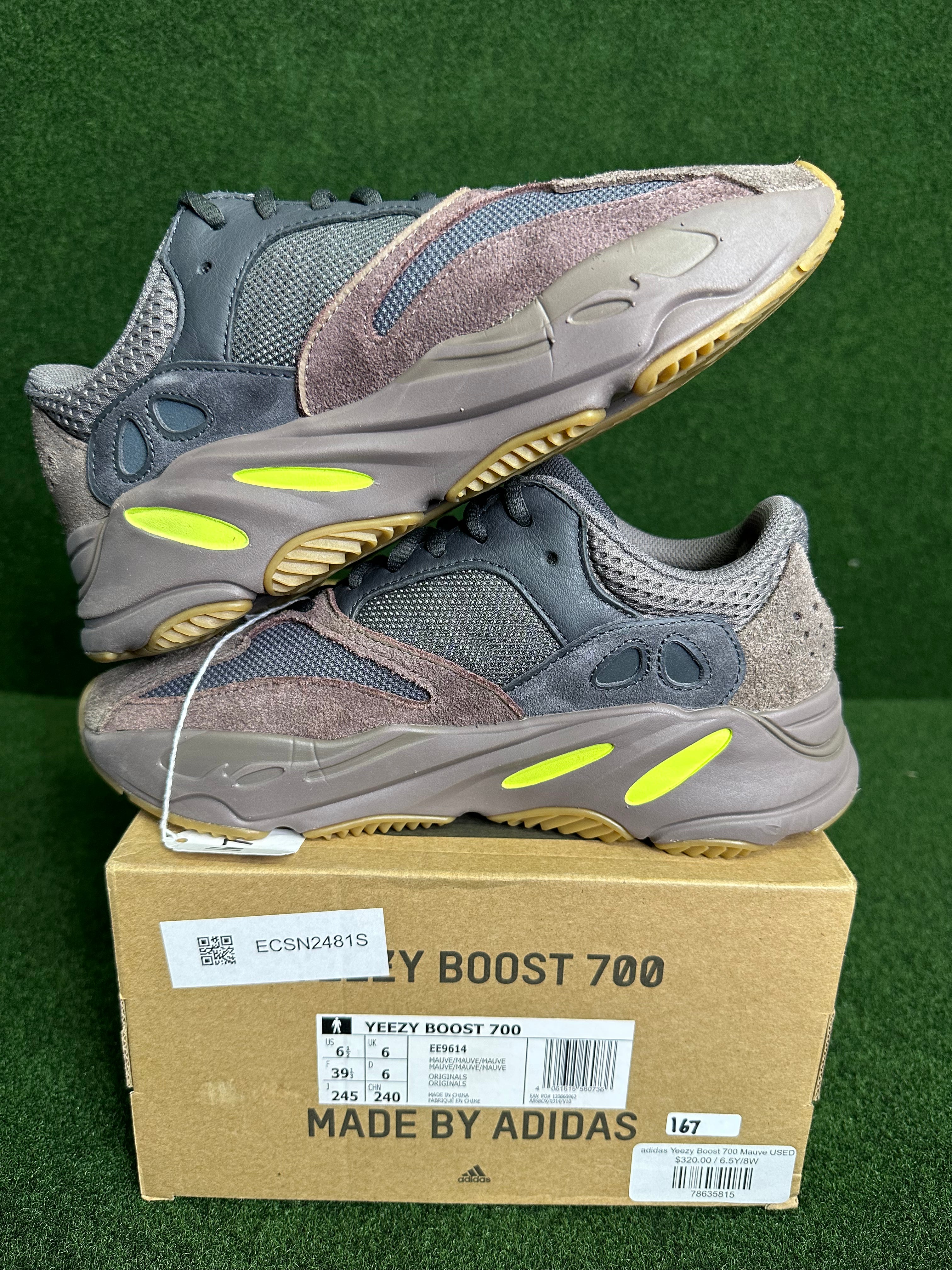 adidas Yeezy Boost 700 Mauve USED